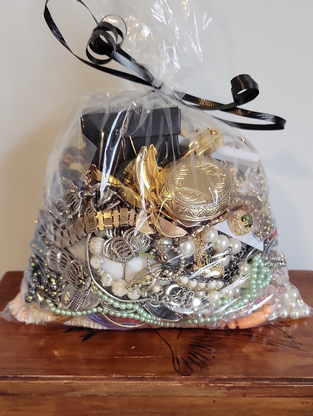 Mixed Mystery Bag Of Costume Jewelry 4lbs